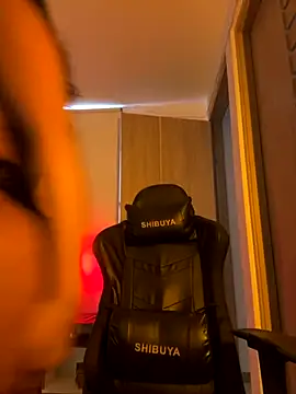 Jessie-pradoo online show from 11/25/25, 08:20