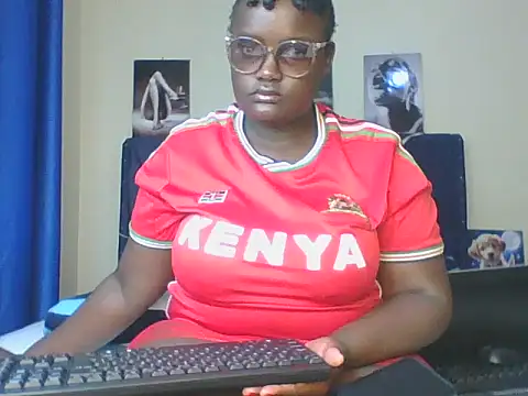 Snapshot of Montel_Montel_ chatting on 02/14/25, 05:19 Montel Montel  online show from 02/14/25, 05:19