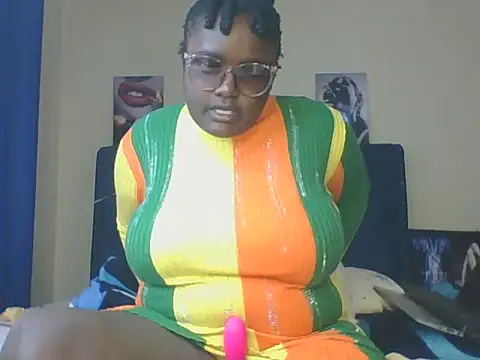 Snapshot of Montel_Montel_ chatting on 02/24/25, 12:05 Montel Montel  online show from 02/24/25, 12:05