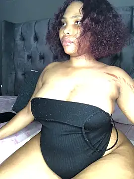 Anaelle24 online show from 01/15/25, 07:15