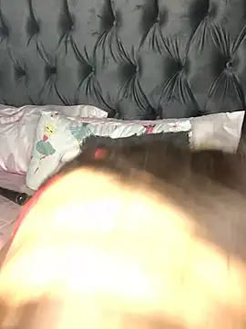 Anaelle24 online show from 01/18/25, 10:06