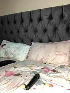 Anaelle24 online show from 04/20/26, 03:48