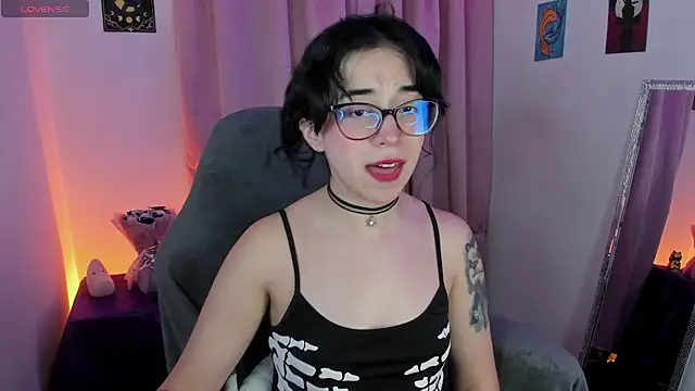 indra cam online show from 04/09/26, 04:23