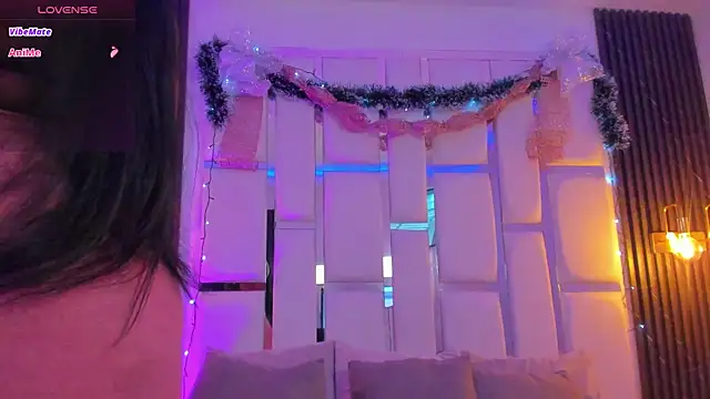 mia schwarz online show from 12/04/25, 09:01