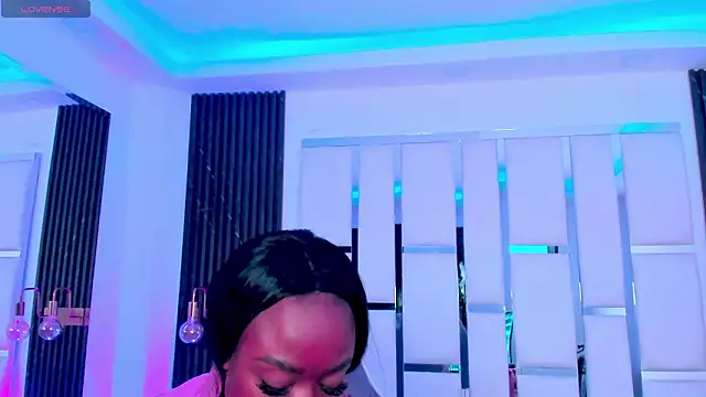 mia schwarz online show from 03/05/26, 11:39