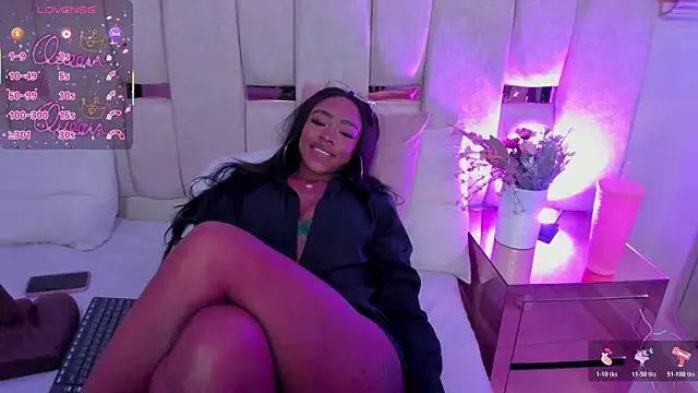 mia schwarz online show from 04/18/26, 07:07