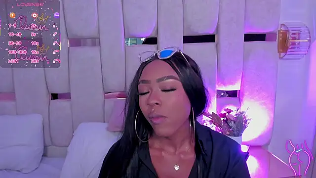 mia schwarz online show from 04/18/26, 08:53