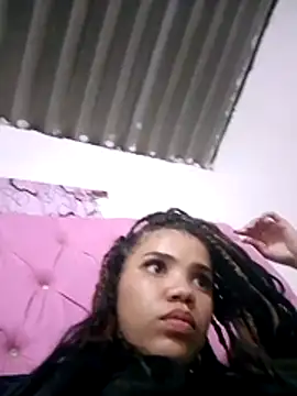 Snapshot of 1CANDYLOVE chatting on 11/18/25, 02:06 1CANDYLOVE online show from 11/18/25, 02:06