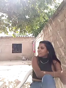 Snapshot of 1CANDYLOVE chatting on 01/15/26, 04:00 1CANDYLOVE online show from 01/15/26, 04:00