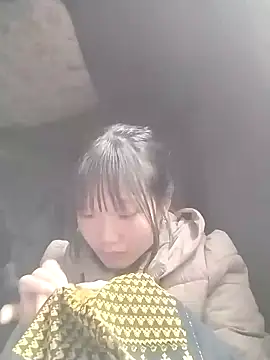 lytamye online show from 02/12/25, 02:56