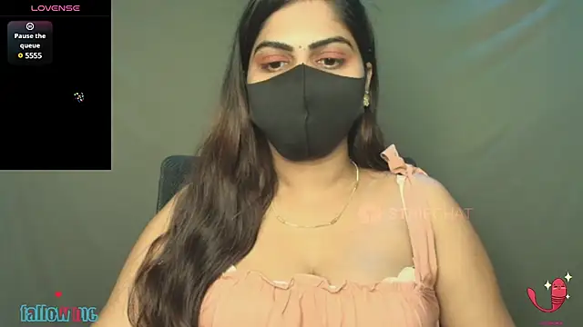 Snapshot of sameeksha_9 chatting on 12/27/24, 04:43 sameeksha 9 online show from 12/27/24, 04:43