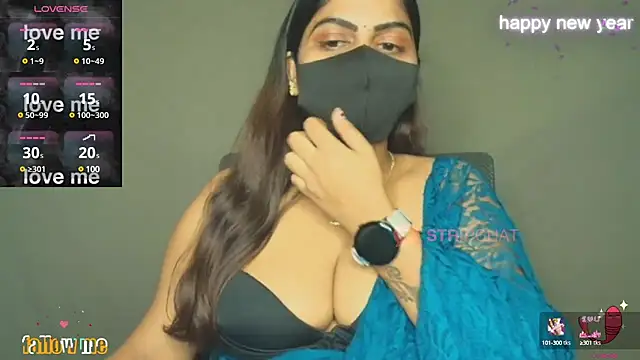 Snapshot of sameeksha_9 chatting on 12/28/24, 06:40 sameeksha 9 online show from 12/28/24, 06:40