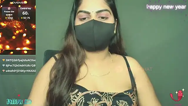 Snapshot of sameeksha_9 chatting on 12/30/24, 08:04 sameeksha 9 online show from 12/30/24, 08:04