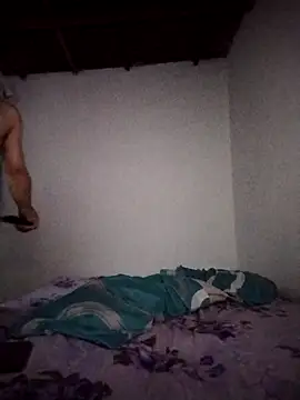 Snapshot of Xtrem3HARDxxx chatting on 02/14/25, 09:24 Xtrem3HARDxxx online show from 02/14/25, 09:24