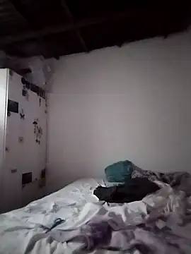 Snapshot of Xtrem3HARDxxx chatting on 03/02/25, 09:43 Xtrem3HARDxxx online show from 03/02/25, 09:43