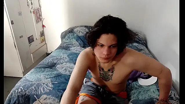 Snapshot of Xtrem3HARDxxx chatting on 10/03/25, 07:11 Xtrem3HARDxxx online show from 10/03/25, 07:11