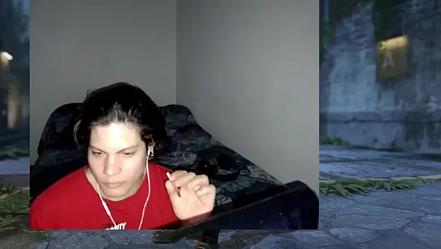 Snapshot of Xtrem3HARDxxx chatting on 10/21/25, 04:13 Xtrem3HARDxxx online show from 10/21/25, 04:13