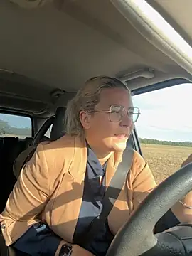 EmyLana online show from 10/09/25, 08:01