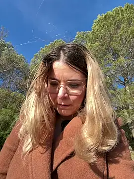 EmyLana online show from 02/21/26, 08:15