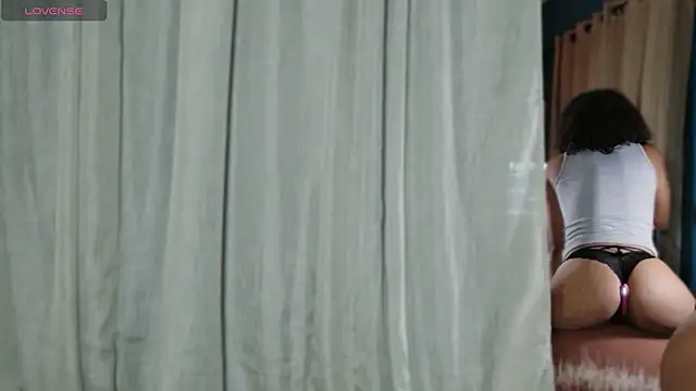 CurlyNony online show from 04/12/26, 04:39