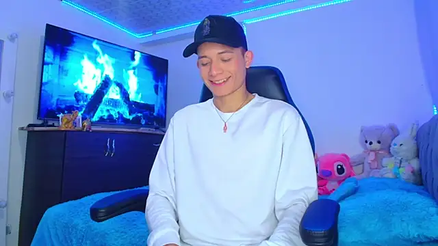 bryamer 19 online show from 01/25/25, 01:54