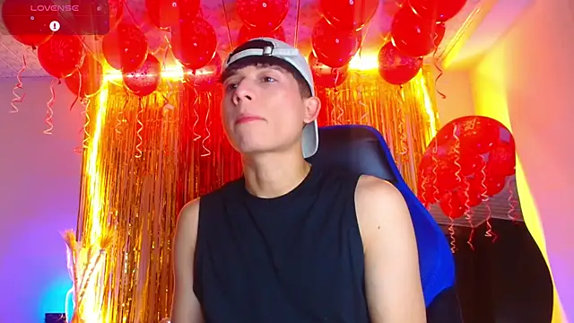 bryamer 19 online show from 09/15/25, 02:11