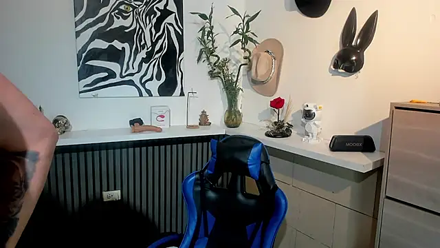 Daemon21 online show from 02/05/26, 12:15