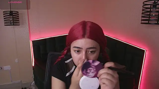 larissa01  online show from 03/20/25, 03:02