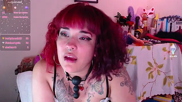 Snapshot of Ruby_Skywalker_ chatting on 02/11/25, 08:58 Ruby Skywalker online show from 02/11/25, 08:58