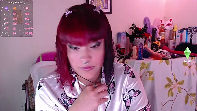 Snapshot of Ruby_Skywalker_ chatting on 02/12/25, 02:35 Ruby Skywalker online show from 02/12/25, 02:35