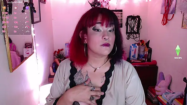 Snapshot of Ruby_Skywalker_ chatting on 02/21/25, 02:28 Ruby Skywalker online show from 02/21/25, 02:28