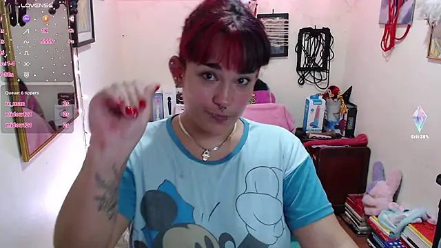 Snapshot of Ruby_Skywalker_ chatting on 02/25/25, 05:41 Ruby Skywalker online show from 02/25/25, 05:41