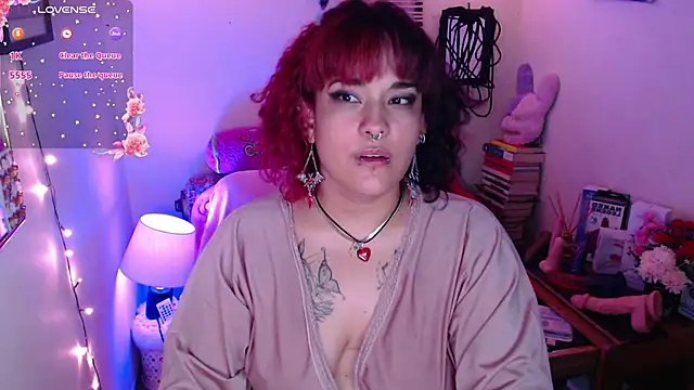 Snapshot of Ruby_Skywalker_ chatting on 03/17/25, 11:11 Ruby Skywalker online show from 03/17/25, 11:11