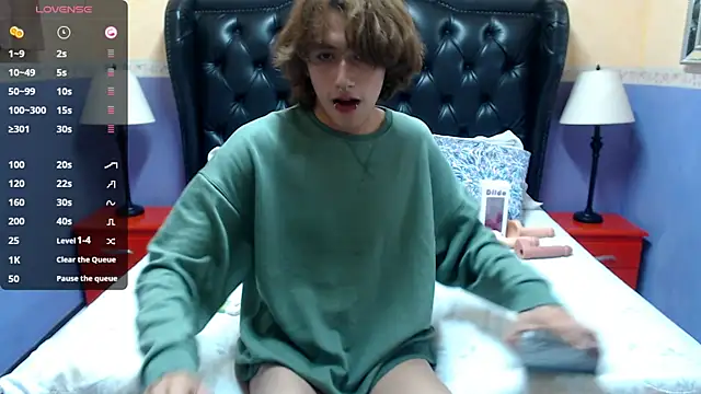 Snapshot of Stephan_Queens chatting on 01/17/25, 11:29 Stephan Queens online show from 01/17/25, 11:29