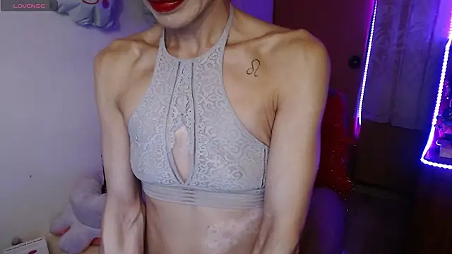 Snapshot of Angelina896 chatting on 12/27/24, 03:53 Angelina896 online show from 12/27/24, 03:53