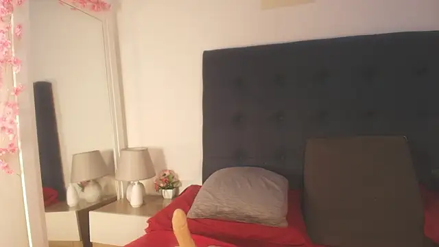 Evelonga 707 online show from 03/27/26, 07:13