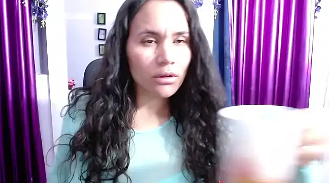 Snapshot of Saylor_Lee22 chatting on 03/18/25, 06:46 Saylor Lee22 online show from 03/18/25, 06:46