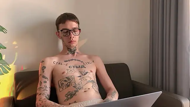 anahori  simon online show from 04/05/26, 12:30