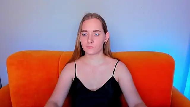 Snapshot of AlinaVice chatting on 01/23/25, 04:19 AlinaVice online show from 01/23/25, 04:19