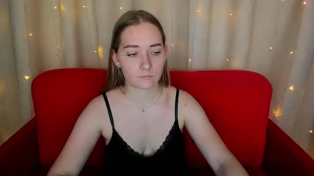 Snapshot of AlinaVice chatting on 02/04/25, 04:26 AlinaVice online show from 02/04/25, 04:26