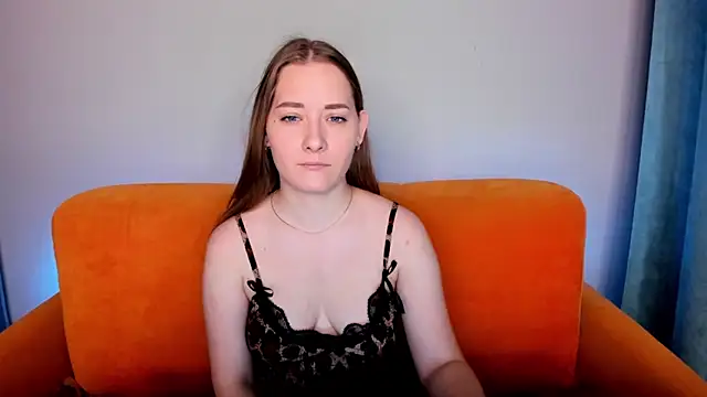 Snapshot of AlinaVice chatting on 02/10/25, 01:14 AlinaVice online show from 02/10/25, 01:14