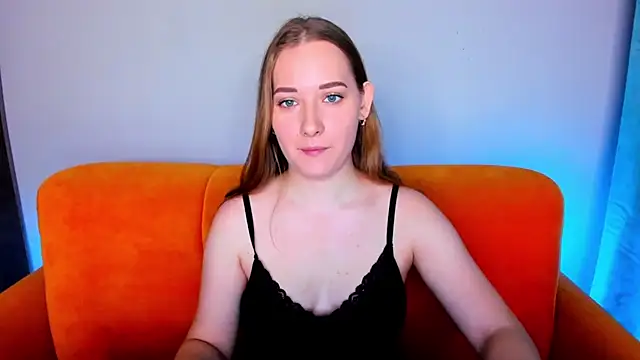 Snapshot of AlinaVice chatting on 03/05/25, 01:21 AlinaVice online show from 03/05/25, 01:21