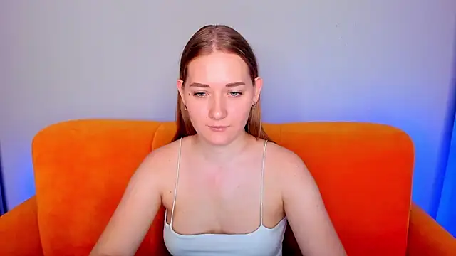 Snapshot of AlinaVice chatting on 03/14/25, 07:48 AlinaVice online show from 03/14/25, 07:48