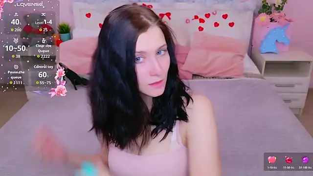 SarahStanley online show from 03/31/26, 04:07