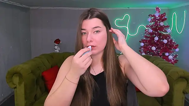  Sun Shy  online show from 12/29/24, 12:23