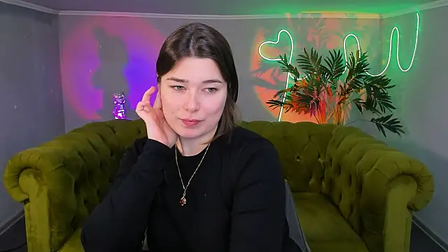  Sun Shy  online show from 02/01/25, 08:16