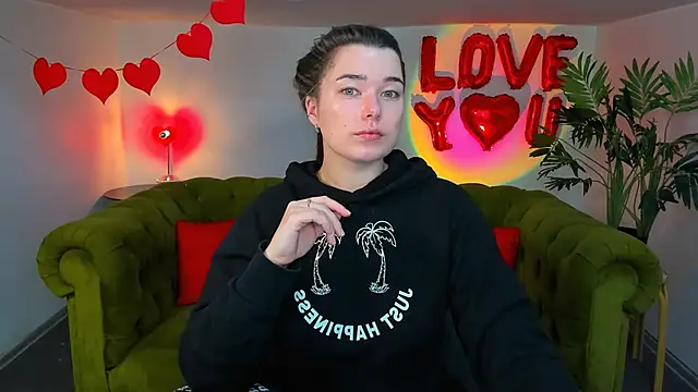  Sun Shy  online show from 02/23/25, 12:59