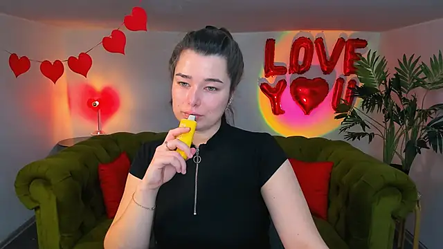  Sun Shy  online show from 02/27/25, 01:17