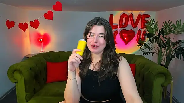  Sun Shy  online show from 03/03/25, 07:17