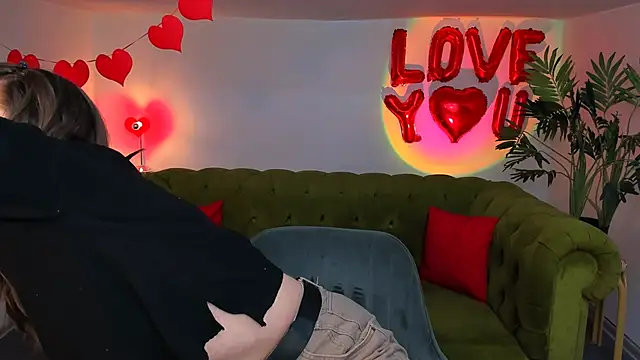  Sun Shy  online show from 03/07/25, 09:07